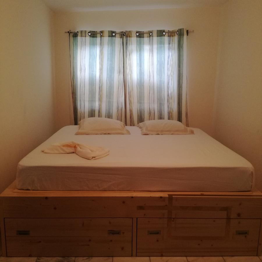 פראייה Morabeza Kriol Hostel מראה חיצוני תמונה